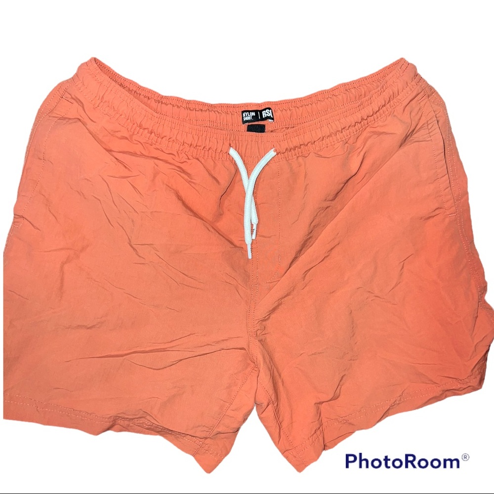 Rusty shorts